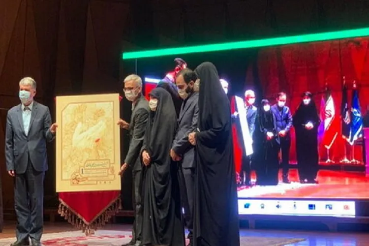 رونمایی از پوستر جشنواره ملی تئاتر «سردار آسمانی» در کرمان