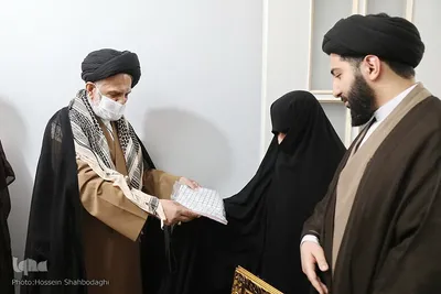 دیدار اعضای کنگره شهدای روحانی با خانواده شهید تقوی
