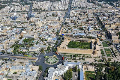 ۱۵ اردیبهشت؛ روز شیراز