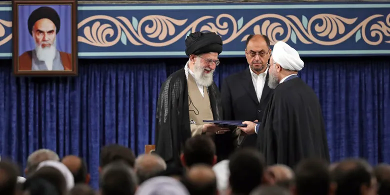 Kiongozi Muadhamu wa Mapinduzi amuidhinisha Rouhani kuwa Rais wa Iran