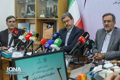 نشست خبری مرحله کشوری چهاردهمین دوره مسابقات ملی مناظره دانشجویان ایران