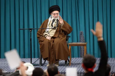 دیدار جمعی از خانواده‌های شهدای مدافع حرم و مقاومت با رهبر معظم انقلاب