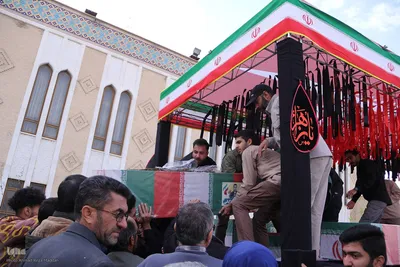 وداع با ۱۲ شهید جنگ رمضان استان فارس در حرم شاهچراغ(ع)