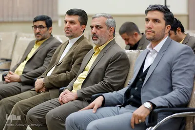 از راست حسن محمدی، رحیم قربانی، محمد تقی میرزاجانی در دومین همایش تجلیل از کاروان قرآنی نور موسم اربعین