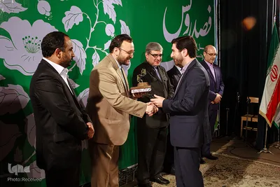 مراسم تجلیل از رویش‌های قرآنی انقلاب اسلامی