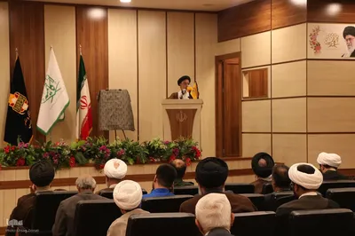آیین رونمایی از کتاب «برای حق» در یزد‎