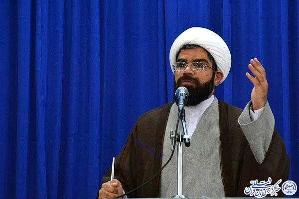 ضرورت حفظ کرامت و ارزش‌های انقلاب
