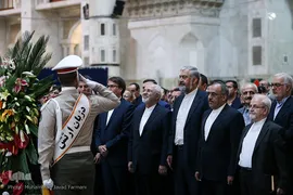 تجدید میثاق وزیر و سفرای وزارت خارجه با آرمان های امام