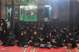 عزاداری چهارمین روزمحرم در تکیه سادات اخوی
