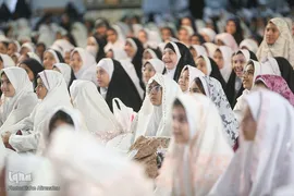 همایش بزرگ دختران کرامت