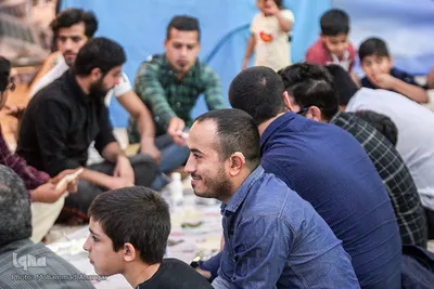 سفره افطار ناشنوایان 
