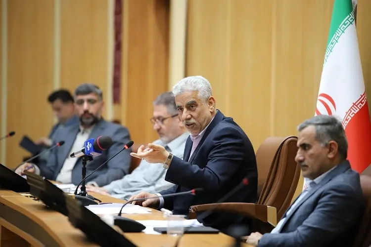 فرهنگ غنی ایران اسلامی را در پیاده روی اربعین نشان دهیم