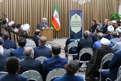 دیدار دانشگاهیان آذربایجان شرقی با امام جمعه تبریز