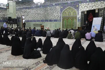 غبارروبی مضجع شریف حضرت معصومه(س) با حضور خبرنگاران