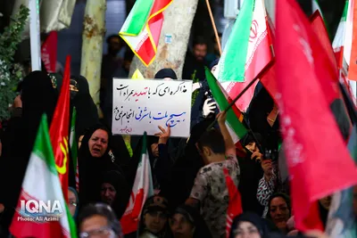 مراسم بزرگداشت چهلم خاکسپاری قائد شهید امت در اصفهان
