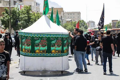 مراسم عزاداری روز عاشورا در ملایر