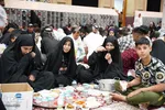 سفره‌های افطاری در جوار آستان علوی