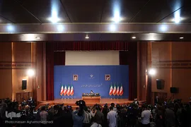 نخستین نشست خبری حجت‌الاسلام والمسلمین سیدابراهیم رئیسی، رئیس‌جمهور منتخب مردم ایران