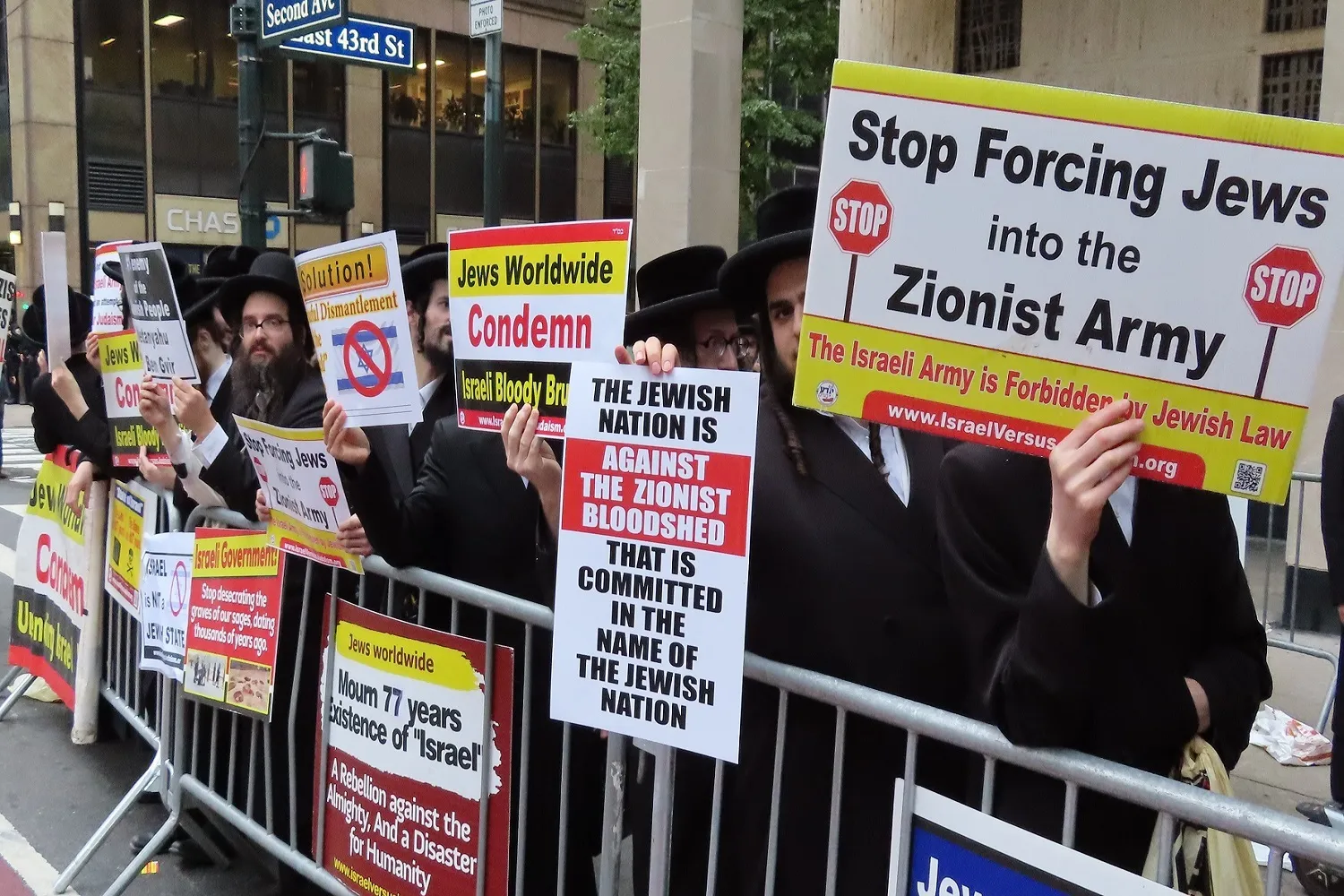 From Racist Colonialism to Palestinian issue: The Persistence of Racism in West
