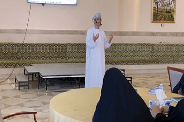 سلطنة عمان: الملتقى الإنمائي الأول يرفع كفاءة مدرسي القرآن