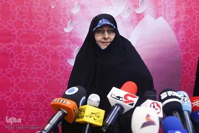 نشست خبری هفته زن