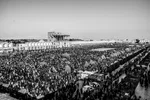 تجمع سوگواران امام خامنه‌ای در میدان امام اصفهان