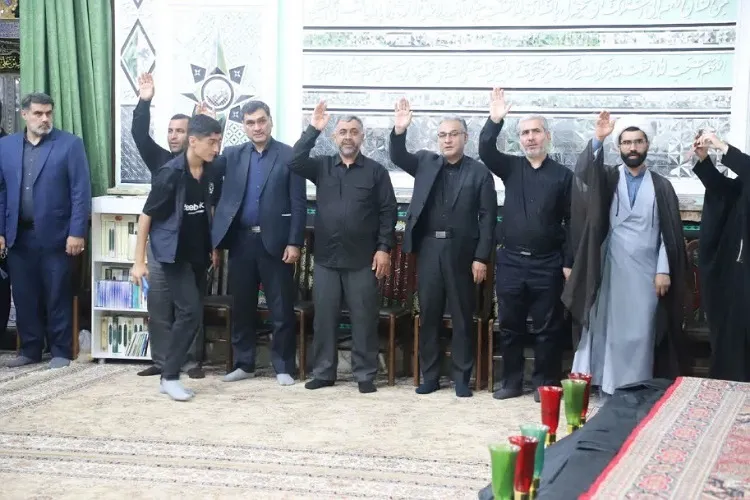 نوجوانان با پیروی از سیره حسینی، راه جهاد در مسیر انقلاب اسلامی دنبال می‌کند