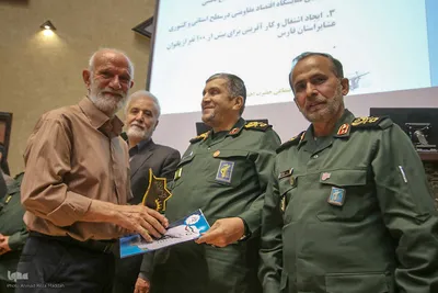 همایش تجلیل از کارآفرینان و گروه‌های جهادی شهر شیراز‎