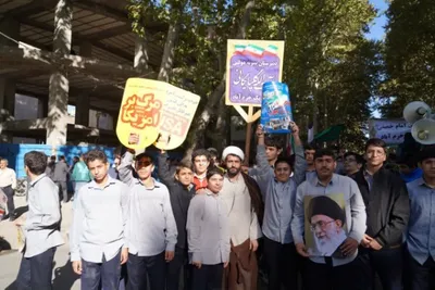 راهپیمایی یوم‌الله ۱۳ آبان در خرم‌آباد