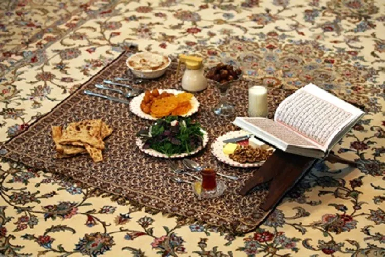 کاهش تشنگی در روزه‌داری با کاستن مصرف پروتئین و ادویه در وعده سحری