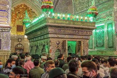عطرافشانی حرم شاهچراغ(ع) در روز میلاد امام حسین(ع)‎‎