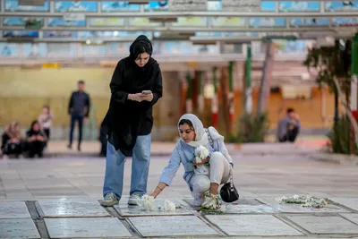 زیارت اهل قبور در پنجشنبه آخر سال