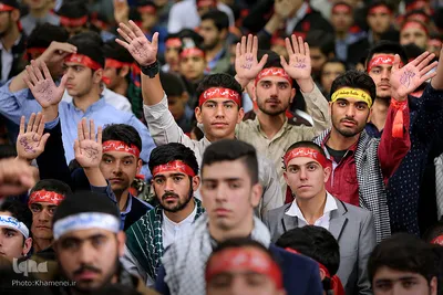 دیدار اعضای انجمن‌های اسلامی دانش‌آموزان با رهبر انقلاب