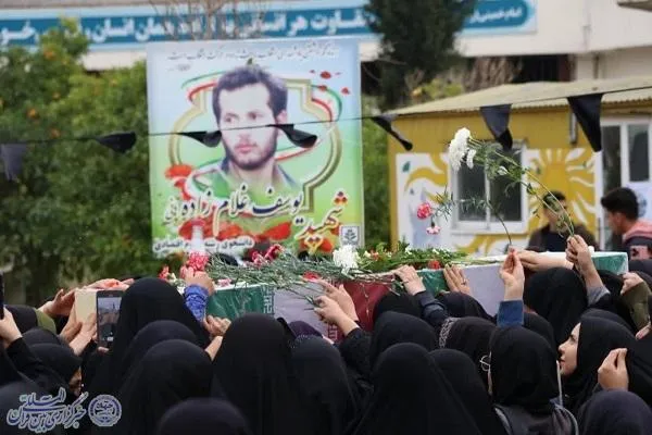 عطرافشانی دانشگاه مازندران با رایحه فاطمی شهید گمنام