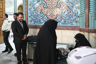 رای‌گیری مرحلهٔ دوم انتخابات مجلس در حسینیه ارشاد