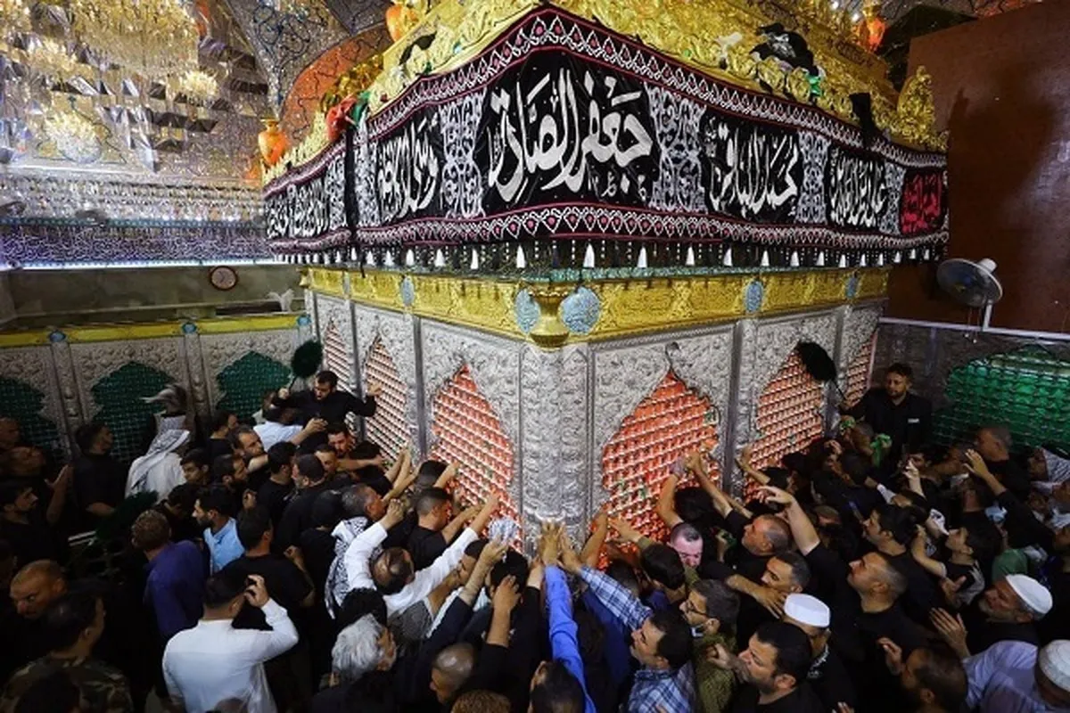 تصاویر | سامرا گیارہوں امام کے سوگ میں