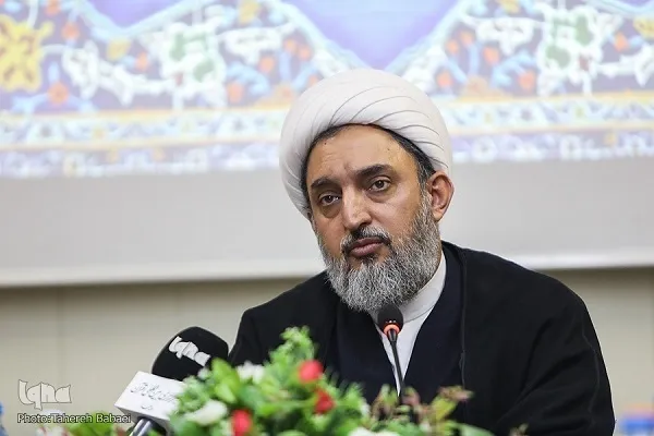 طرد العملاء من الساحة القرآنية واجب على أهل القرآن