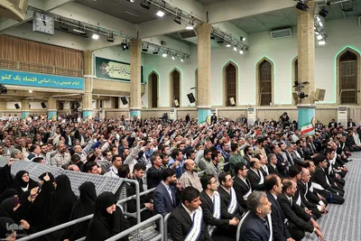 دیدار هزاران نفر از کارگران سراسر کشور با رهبر معظم انقلاب