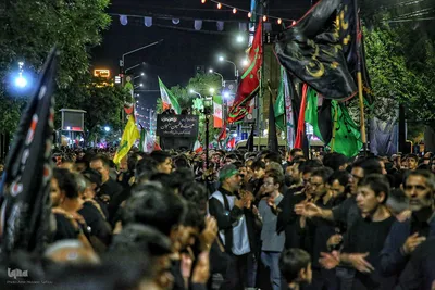 عزاداری مردم زنجان در شام غریبان 