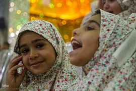 جشن تکلیف دختران در حرم سیدعلاءالدین حسین(ع)