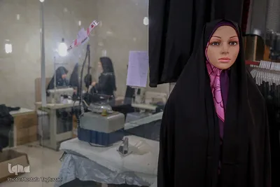 کارگاه دوخت چادر مشکی