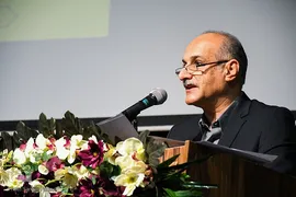 آیین گشایش نمایشگاه سرخ‌نگار در اصفهان‎‎