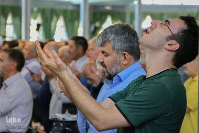 اقامه نماز عید سعید فطر - اراک/عکاس:طاها نظیری