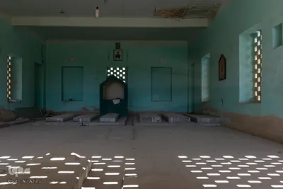 تکیه لطیف خواجویی-آرامگاه محمدعلی مکرم(شاعر،منتقد،روزنامه نگار،1344خ)
