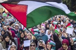 Des milliers de manifestants à Rabat contre le plan de paix de Trump