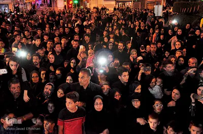 آيين سنتی "شام غريبان اسراي دشت کربلا" در کاشمر
