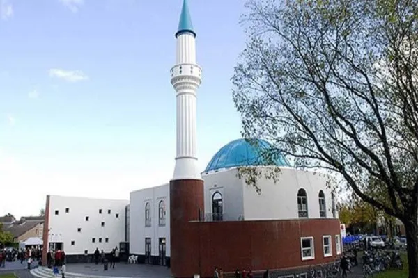 Fransa'da bir cami daha 'radikal İslam'ı savunduğu' iddiasıyla kapatıldı