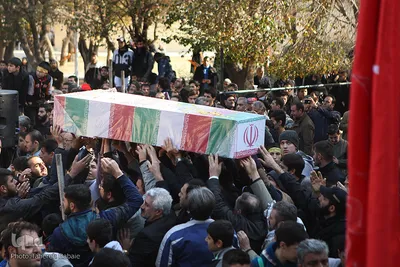 تشییع پیکر دو شهید گمنام در نعمت آباد تهران