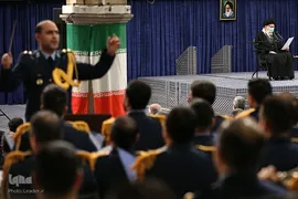 دیدار جمعی از فرماندهان و کارکنان نیروی هوایی و پدافند هوایی ارتش با رهبر انقلاب اسلامی