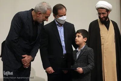آئین تجلیل از پژوهشگران برگزیده آموزش و پرورش